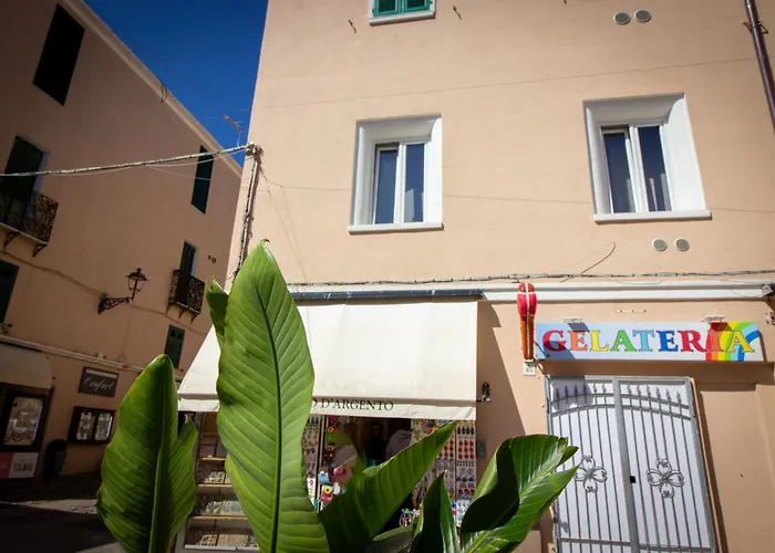 In Centro アパート アルゲーロ